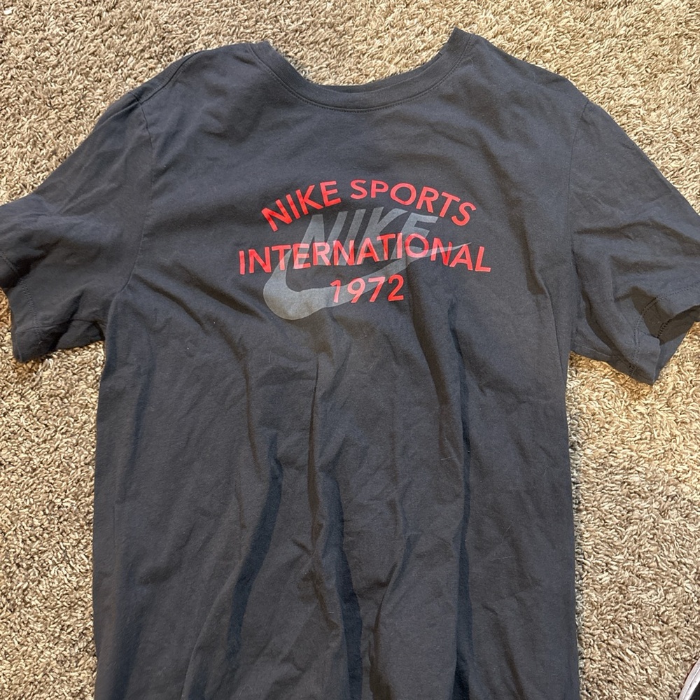 Nike Sports International 1972 Black T-Shirt